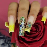 خدمات ناخن و هنرجو ناخن