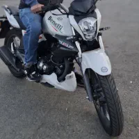 بنلی ۱۵۰ سفید