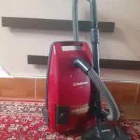 دوتا جارو برقی از کار افتاده