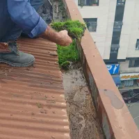 حلب چکه گیری ماستیک کاری تعویض حلب تمیزکاری ناودان