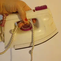 اتو سالم چند سال استفاده نشده ب شرط میدم