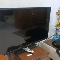 تلویزیون LiD صنام 42اینچ سالم