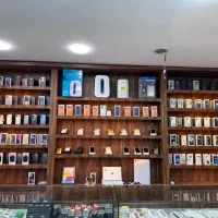 گوشیتو بده