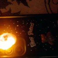 سنگ عتیقه نور کامل از همه جاش رد میشه