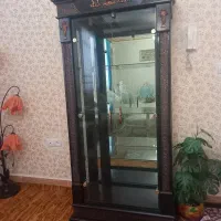 بوفه چهار طبقه سالم در حد نو