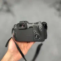 دوربین Canon R8|دوربین عکاسی و فیلم‌برداری|کیش, |دیوار