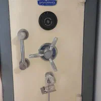 گاوصندوق خرم رمز سارجنت آمریکایی درحد نو