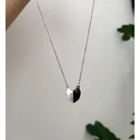 گردنبند قلب مگنتی