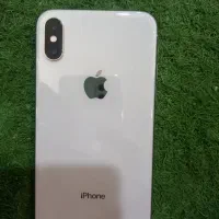 ایفون xs