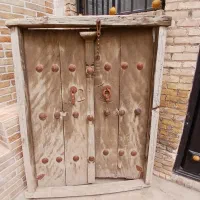 درب چوبی قدیمی عتیقه