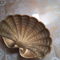 زیر سیگاری . چراغ نفتی