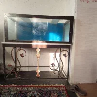 آکواریوم بزرگ شیشه ضخیم با پایه دست ساز زیبا