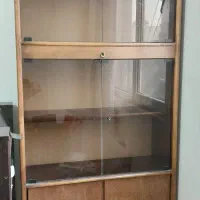 کتابخانه، جا دار و محکم،ارتفاع ۲ متر،عرض۱۰۰،