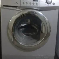 ماشین لباسشویی نقره ای