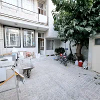 ۱۱۰متری ۲خواب همکف کرسی بلند در کاووسیه