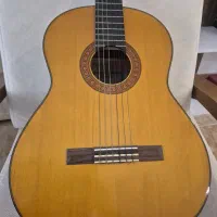گیتار یاماها C70