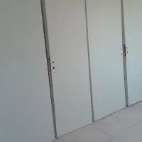 درب اتاق خواب و سرویس