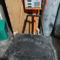 باسکول ۳۰۰ کیلویی پیام توزین در حد نو