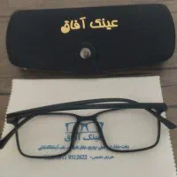 عینک شیشه ای