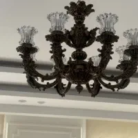 لوستر ۸ شعله