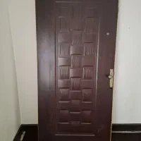 درب ورودی آپارتمان