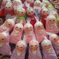 عروسک های محجبه در رنگ بندی مختلف