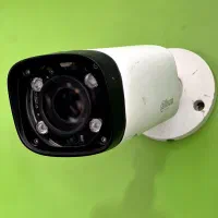 دوربین مدار بسته و درب برقی