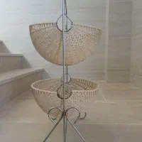 سبد دوطبقه  حصیری وپایه استیل