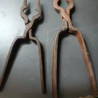 قند چین قدیمی با دوعدد لیوان جا لیوانی ورشو