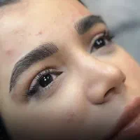 اموزش و خدمات میکروبلیدینگ و میکروپیگمنتیشن