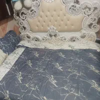 تخت وروتختی
