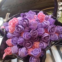 ی مقدارگل فومی بفروش میرسد
