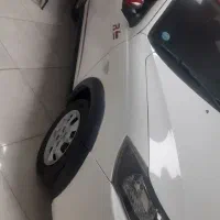 کوییک سفید قرمز ۱۴۰۲