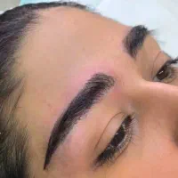 کاشت تخصصی ابرو به مدت محدود ۱۸/۹۰۰