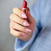 ناخن مانیکور