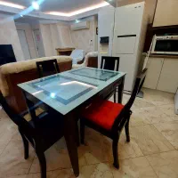 میز ۶نفره چوب و شیشه با چهار صندلی