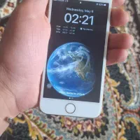 iPhone 8