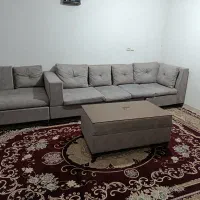 یک دست کاناپه در حد نو
