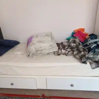 تخت یک نفره
