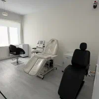 اجاره میز ناخن،تخت مژه،صندلی رنگ/کراتین بافتمو،تتو