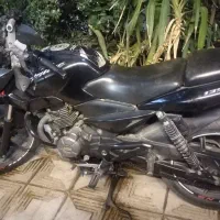 موتور سیکلت پالس 135