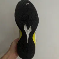 کفش اسکواش