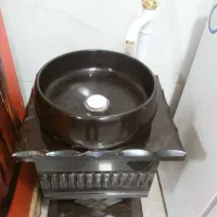 روشویی با شیرآلات