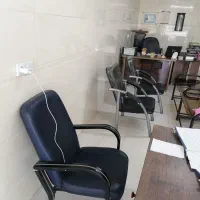 مشاور وهمکار
