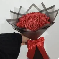 عروسک و دسته گل عید