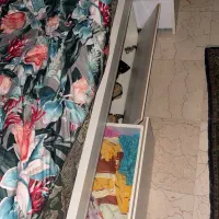 تخت تکنفره و ۴ باکس(۲،۲۶در ۹۶تقریبی)