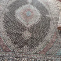 یک عدد فرش 9متری