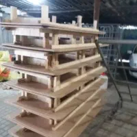 تولید کفی تخت ۶ پایه چوبی