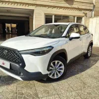 تویوتا کرولا کراس هیبرید 2025 2 لیتری