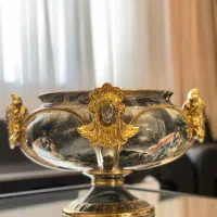 طرف تزیینی طلاکوب